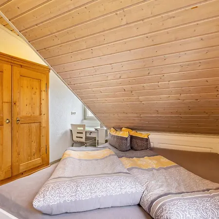 Christine Zwiefalten