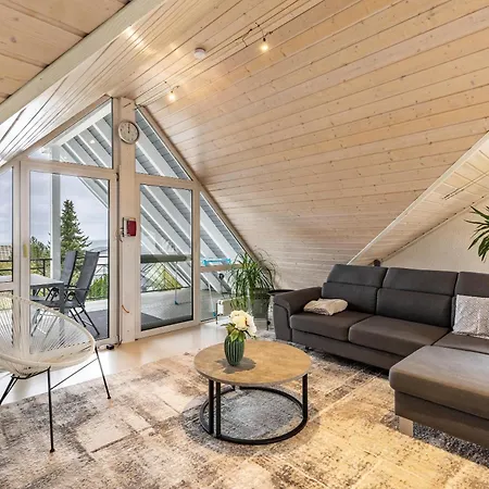 Christine Zwiefalten